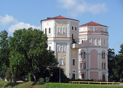 Водонапорные башни Кася и Бася