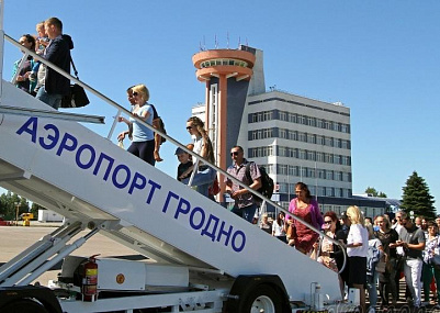 Сколько самолетов в день принимает гродненский аэропорт