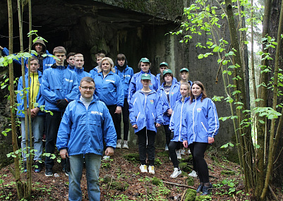 В Гродненском районе активисты БРСМ провели акцию «#ЗаДело»